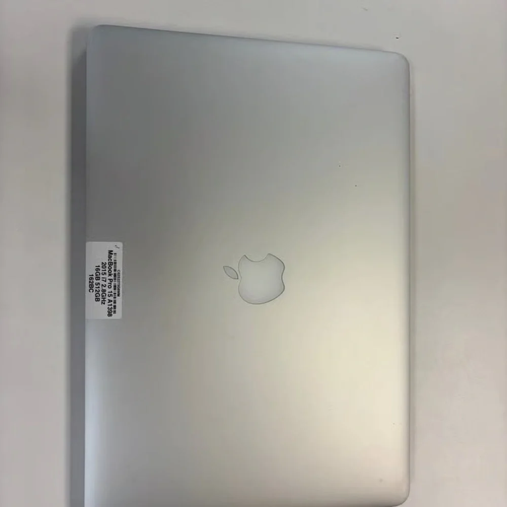 Used Apple MacBook Pro - Sleek Silver Design 500GB